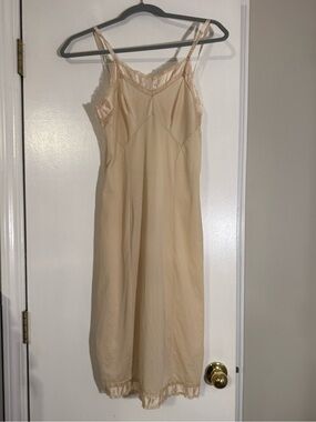 Classic Lace-Trim Slip Dress in Nude vintage 50s or 60s fits small under garment